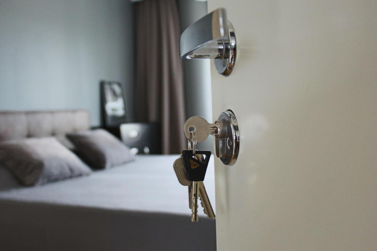 New Modern 4-Room Apartment With Big Balcony And Undeground Parking In Center Of Tallinn Bagian luar foto