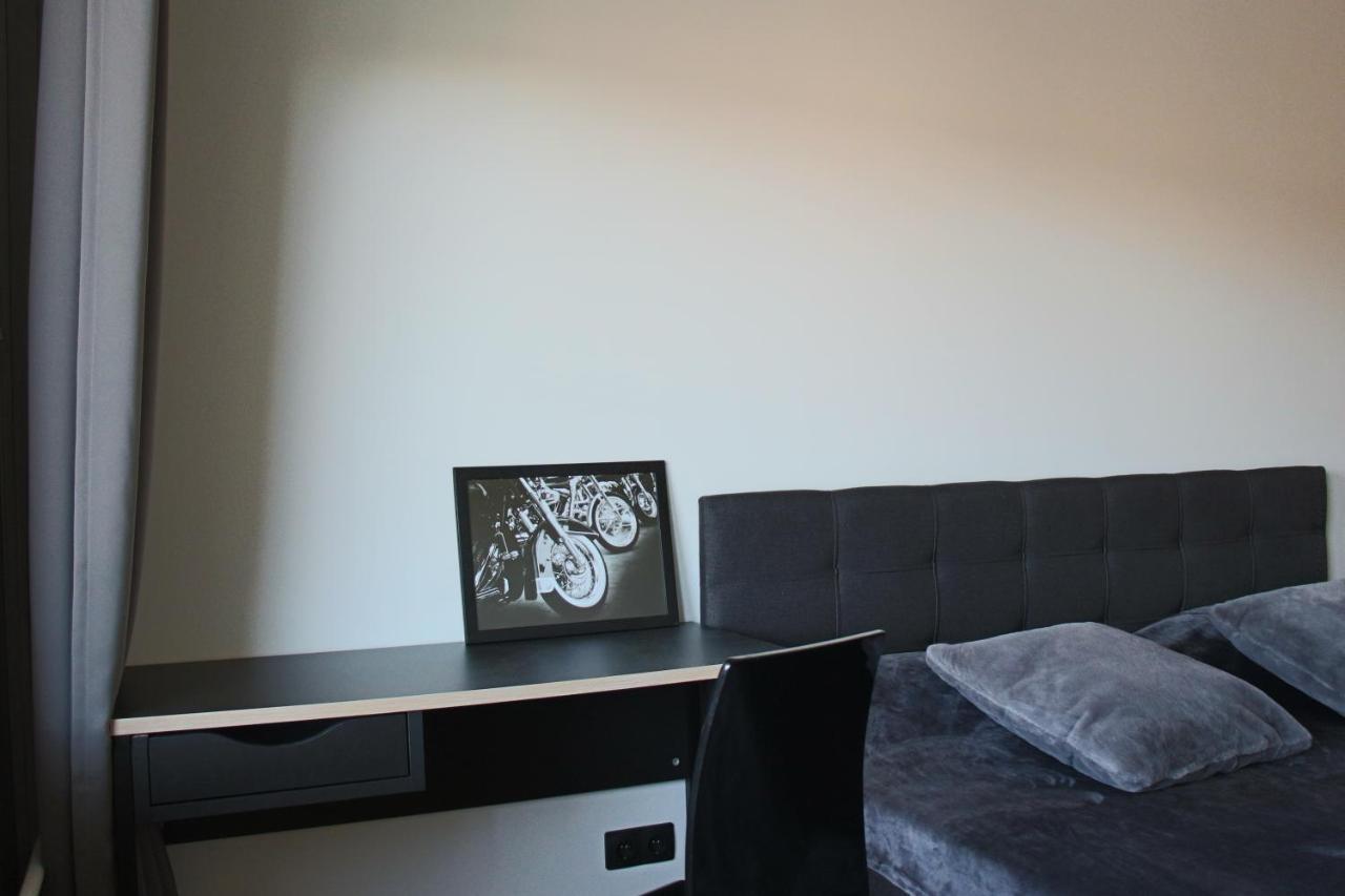 New Modern 4-Room Apartment With Big Balcony And Undeground Parking In Center Of Tallinn Bagian luar foto