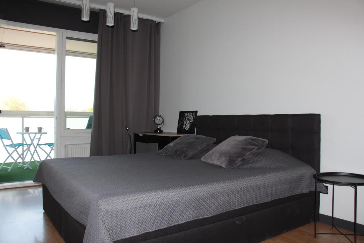 New Modern 4-Room Apartment With Big Balcony And Undeground Parking In Center Of Tallinn Bagian luar foto