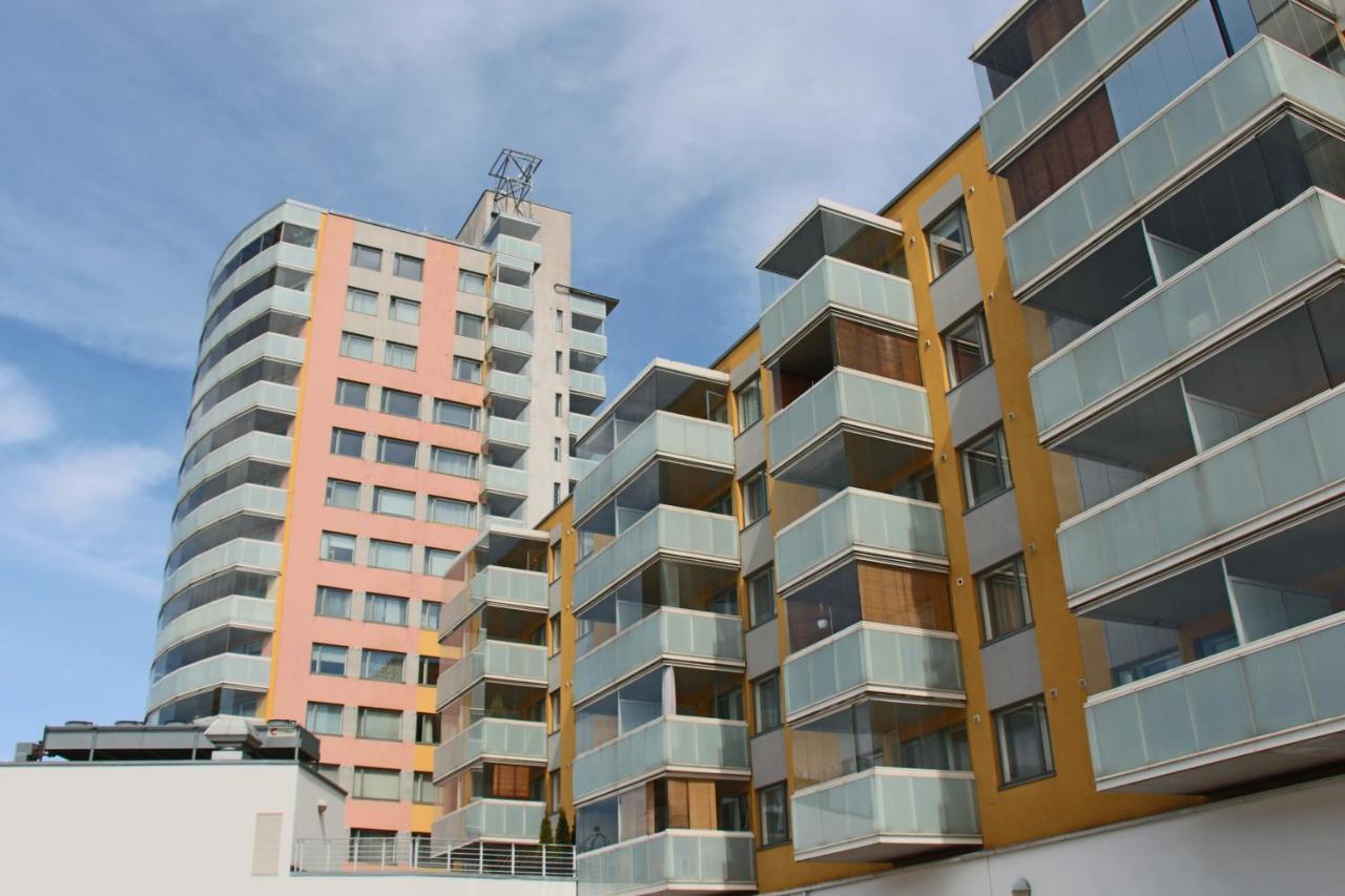 New Modern 4-Room Apartment With Big Balcony And Undeground Parking In Center Of Tallinn Bagian luar foto