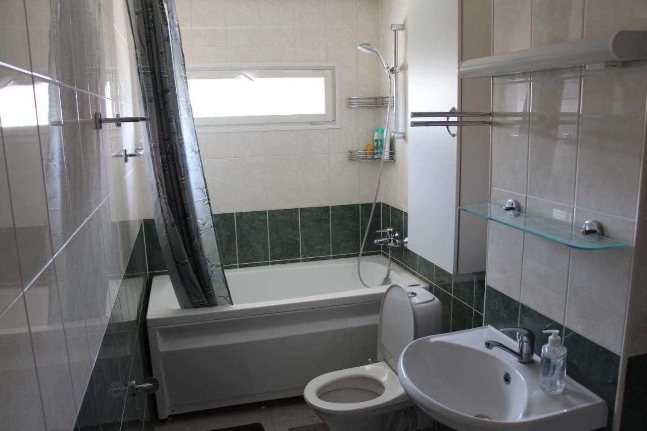 New Modern 4-Room Apartment With Big Balcony And Undeground Parking In Center Of Tallinn Bagian luar foto