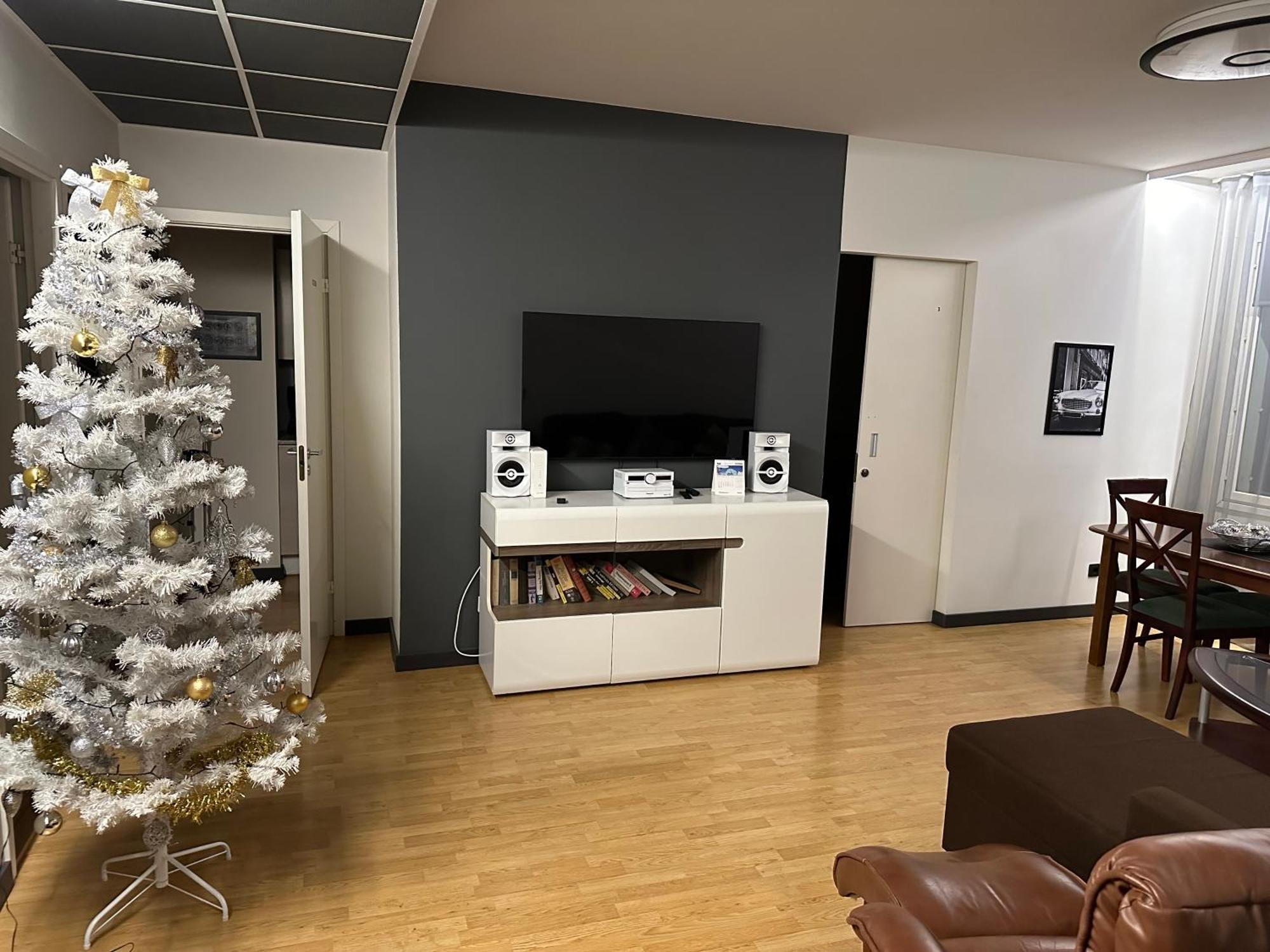 New Modern 4-Room Apartment With Big Balcony And Undeground Parking In Center Of Tallinn Bagian luar foto